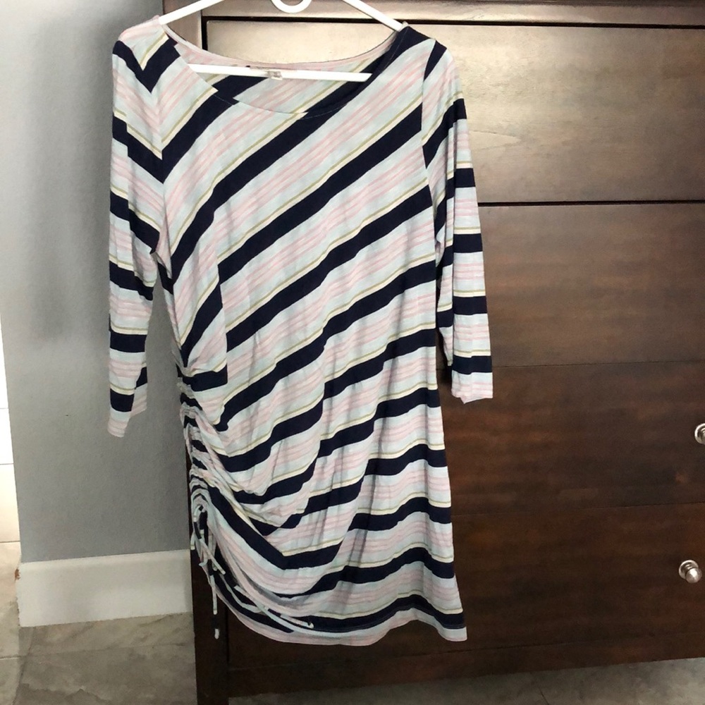 Jessica Simpson XL maternity shirt